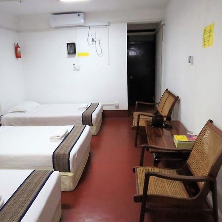 Agga Youth Hotel Rangun Zewnętrze zdjęcie