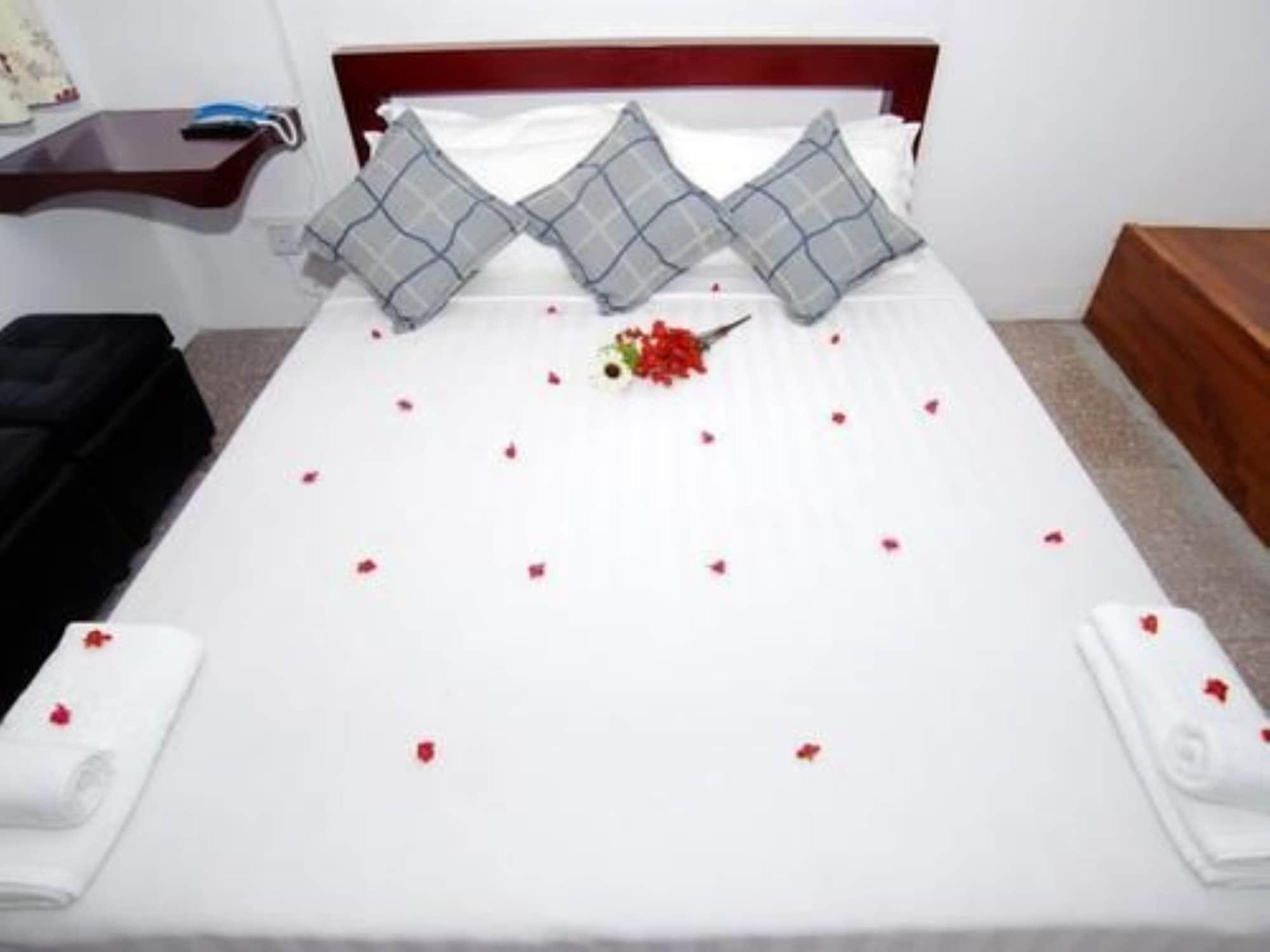 Agga Youth Hotel Rangun Zewnętrze zdjęcie