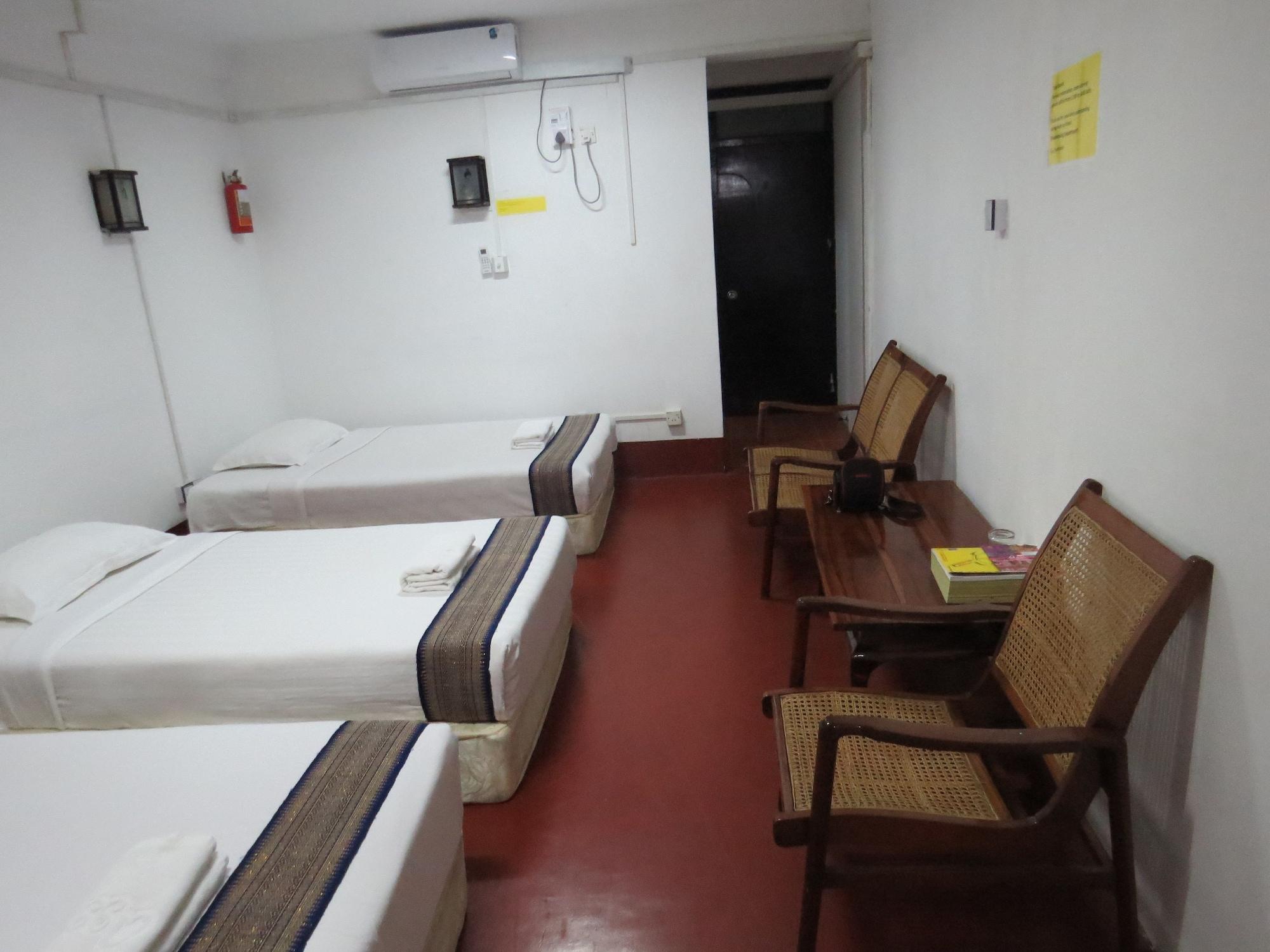 Agga Youth Hotel Rangun Zewnętrze zdjęcie
